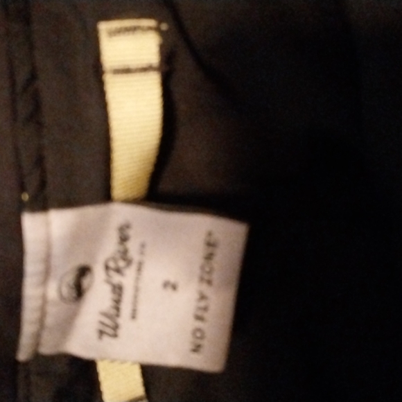 Womens shorts - Picture 3 of 4